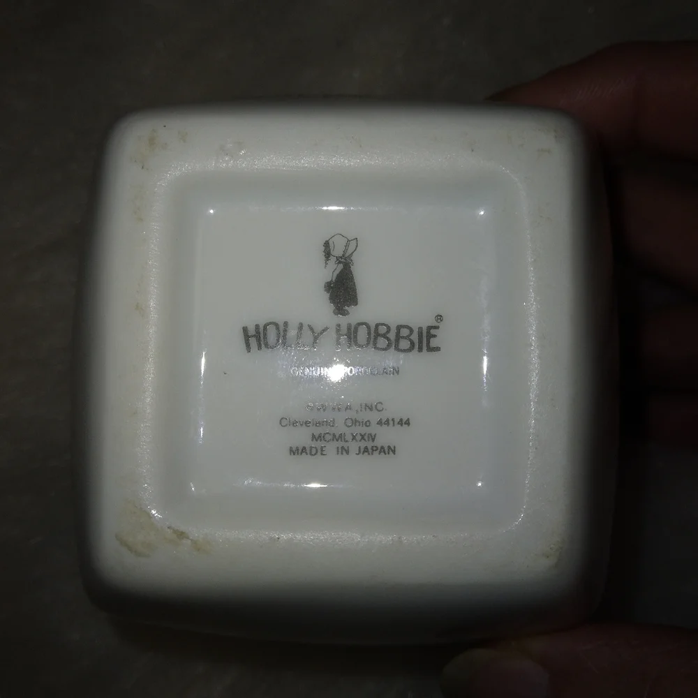Vintage tiny Holly Hobbie vase, made in Japan, 1975